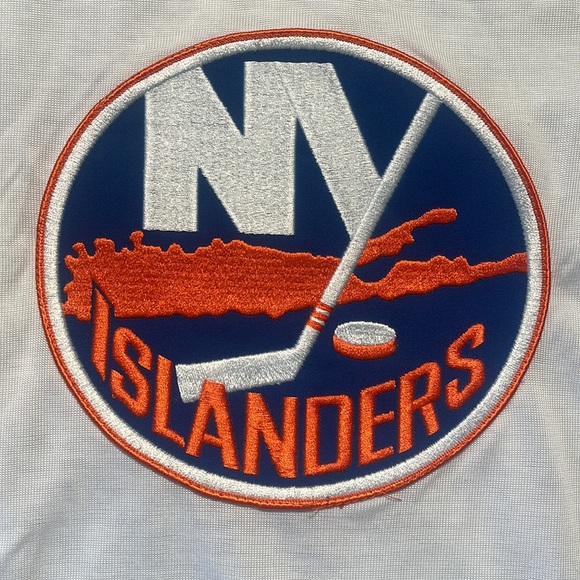 New York Islanders Sandow SK Jersey - Picture 3 of 5